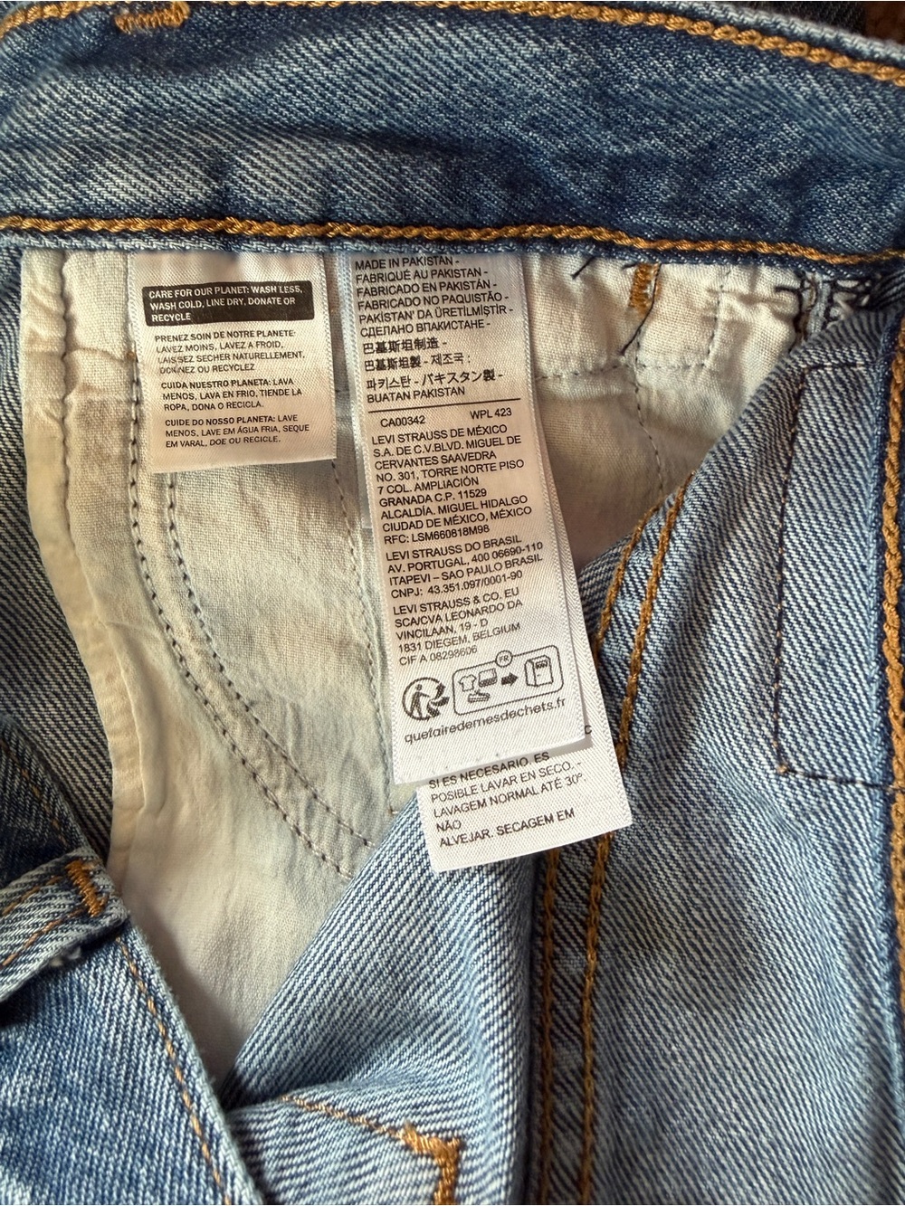 Levi's Women's Wide Leg Jeans - Medium Blue - Picture 5 of 5